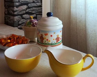 Alfred Meakin Porcelain Yellow Sugar Bowl & Creamer, Set of 2