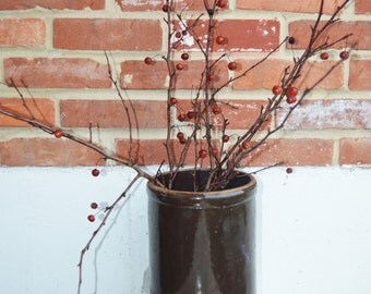 20% OFF SALE from 49: Dark Brown Antique/Vintage/Primitive Crock