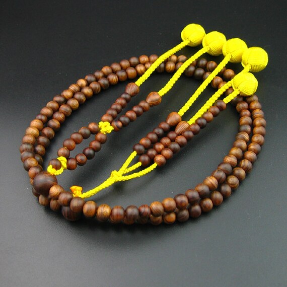 Nichiren Juzu prayer beads Japanese special Sendan wood