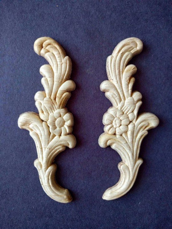 Wood Appliques Set of 2/ Flower Embossed Trim Ornaments/Craft