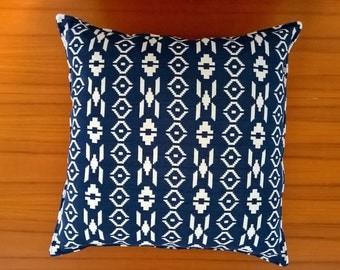 S - 451 Navy and white cushion
