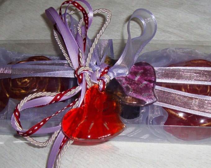 Red Lilac Exclusive Valentine Gift for Her, Deluxe Fine Scented Soap Set, Handmade Glass Double-Heart Decor, Birthday gift, Mothers Day Gift