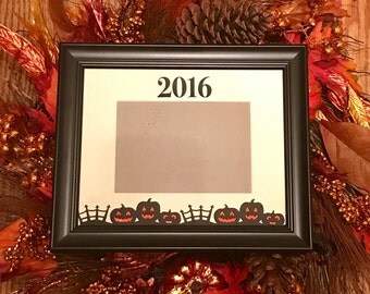 Halloween picture frame