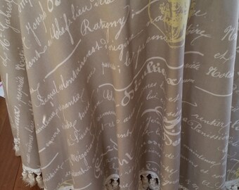 Round tablecloth with tassel fringe, 58" diameter, penmanship, French words, script, writings, cotton 403
