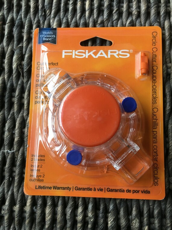 8 inch Adjustable Fiskars Perfect Circle Cutter With Two
