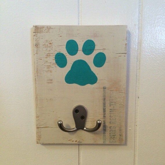 Items similar to Dog leash holder, dog leash hanger, rustic reclaimed