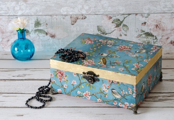 large vintage shabby chic jewellery box photo by trinketdrawers large vintage shabby chic jewellery box photo by trinketdrawers