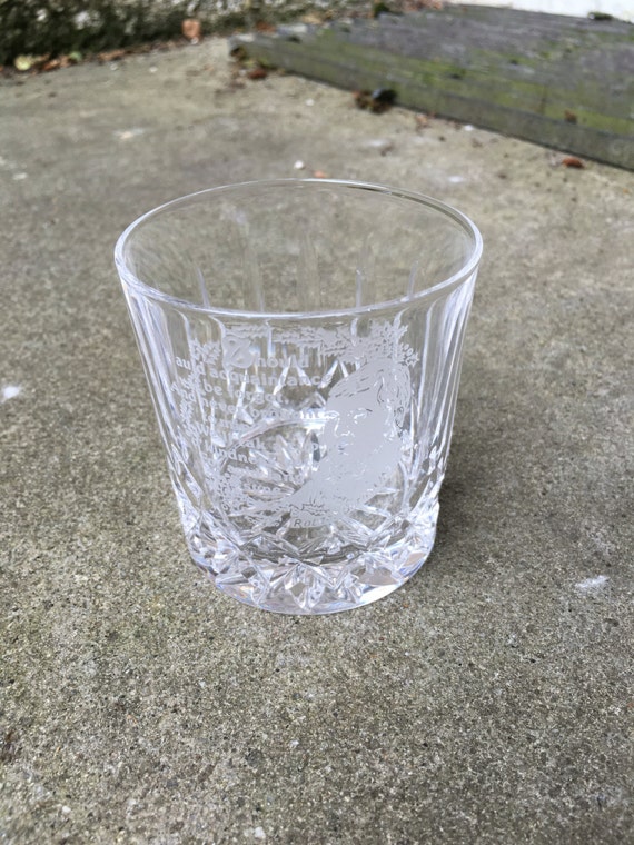 Vintage Edinburgh Crystal Robert Burns small whisky glass