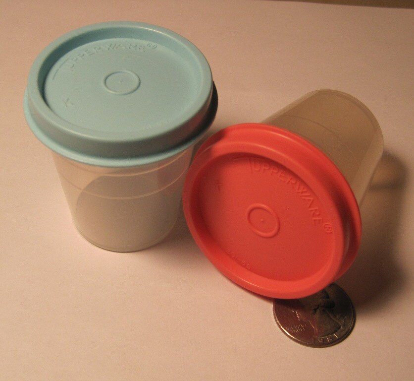 Tiny Tupperwear Set of 2 containers 2 Tiny Tupperware Small