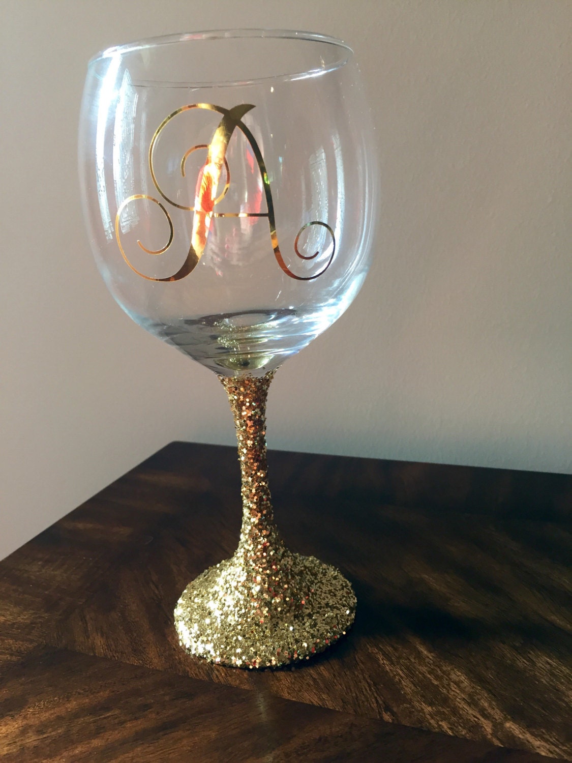 Customized Glitter Stem Wine Glass by InspirationsByAnneD on Etsy