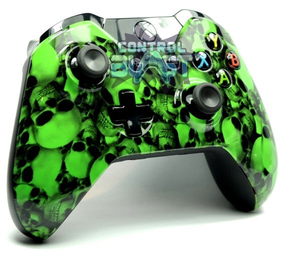 Green Skulls Xbox One Custom Wireless Controller by ControlBlast