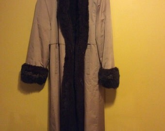 Vintage 1950's Pre Owned Reversible Fur coat