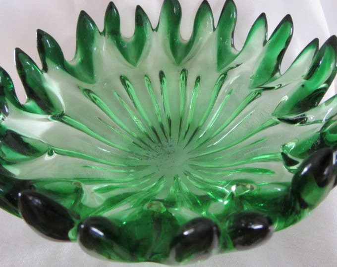 Green Glass Finger Bowl, Ash Tray, Green Glass Bowl, Glass Candy Dish, Center Piece Dish, Weighted Glass Bowl, Green Bowl Glassware