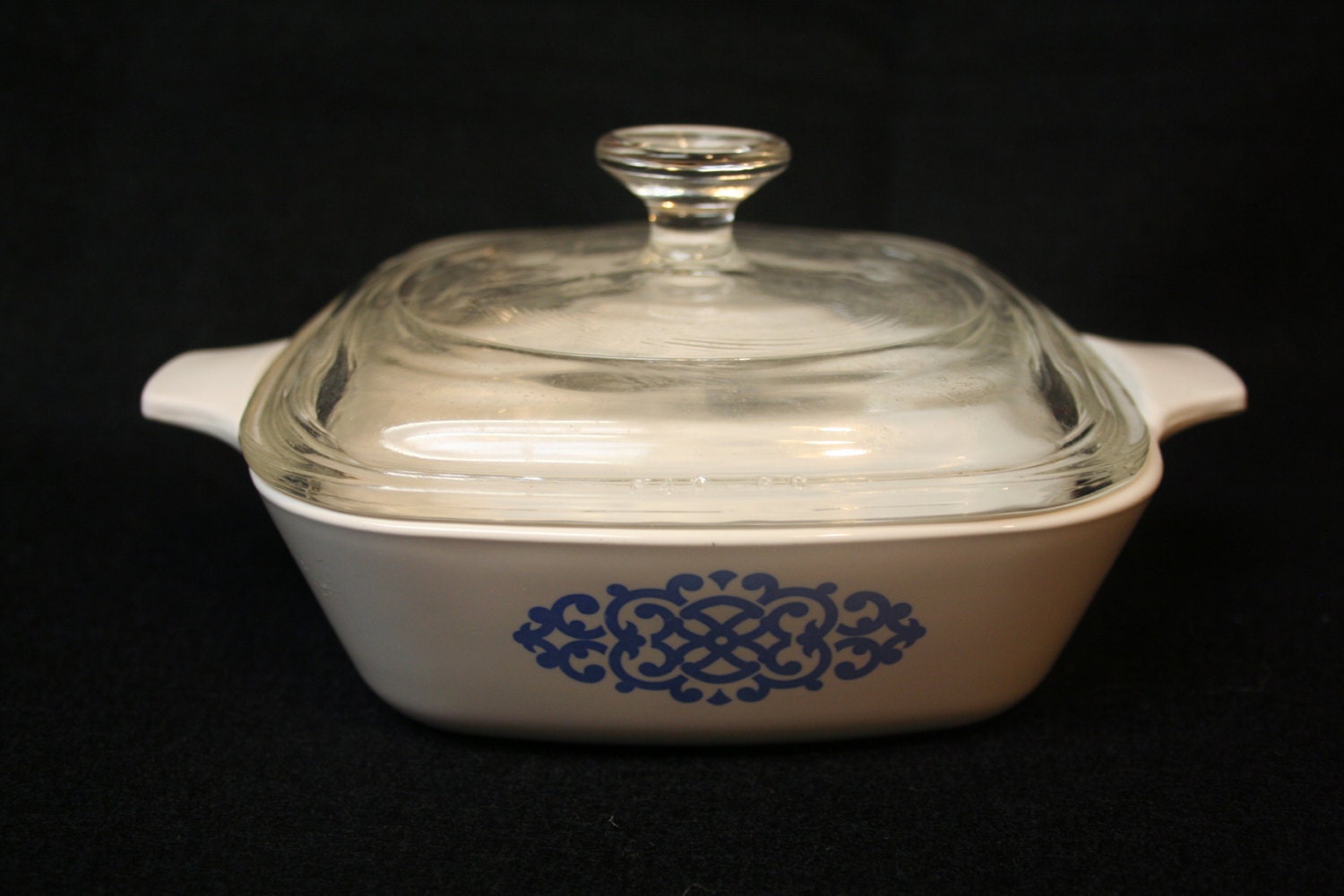 Blue Medallion Corning Ware Petite Pan and Pyrex Lid Shell