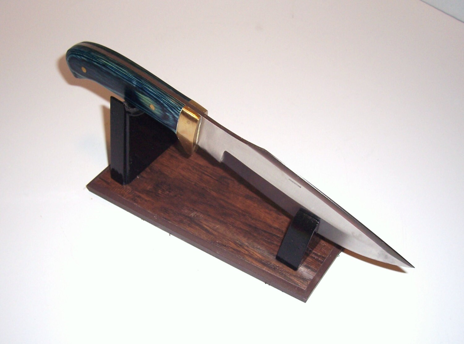 Large Fixed Blade Knife Display Stand Brown Woodgrain Wedge