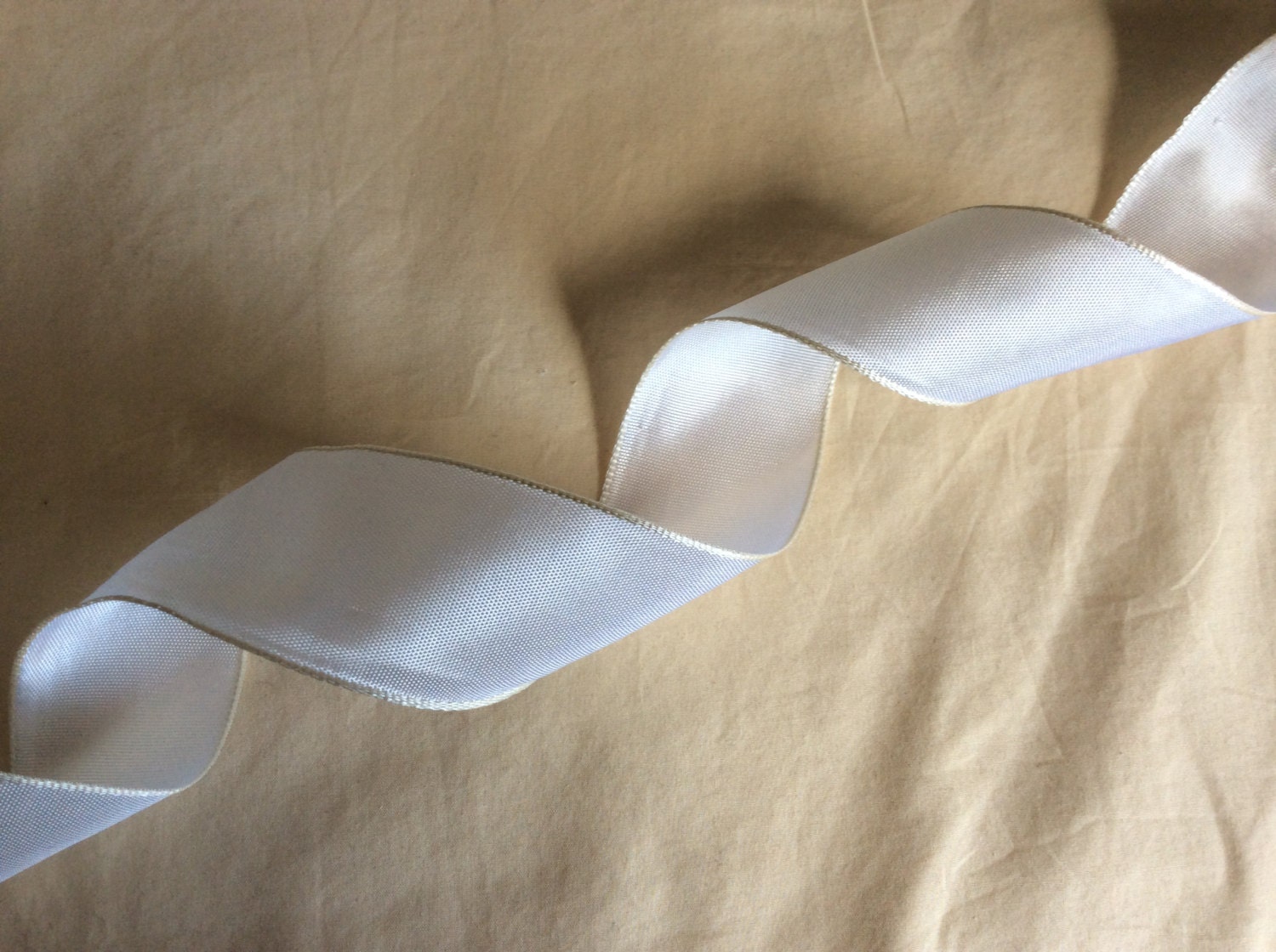 Ivory Wired Taffeta Ribbon. 1.5