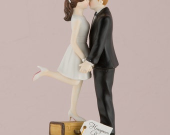 Personalized Wedding Cake Topper A Kiss And We're Off Honeymoon Bride Groom Couple Travel World Suitcase Customized Custom Hair Destination