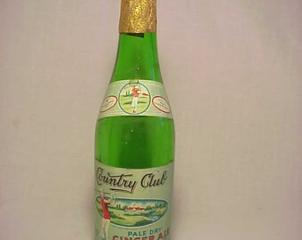 1927 Country Club Pale Dry Ginger Ale Springfield, Mass., Soda Bottle with paper labels, Vintage Golf