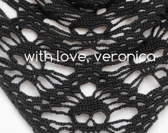 Crochet scarf with skulls, scarf with skulls, skeleton scarf, crochet shawl with skulls, skulls