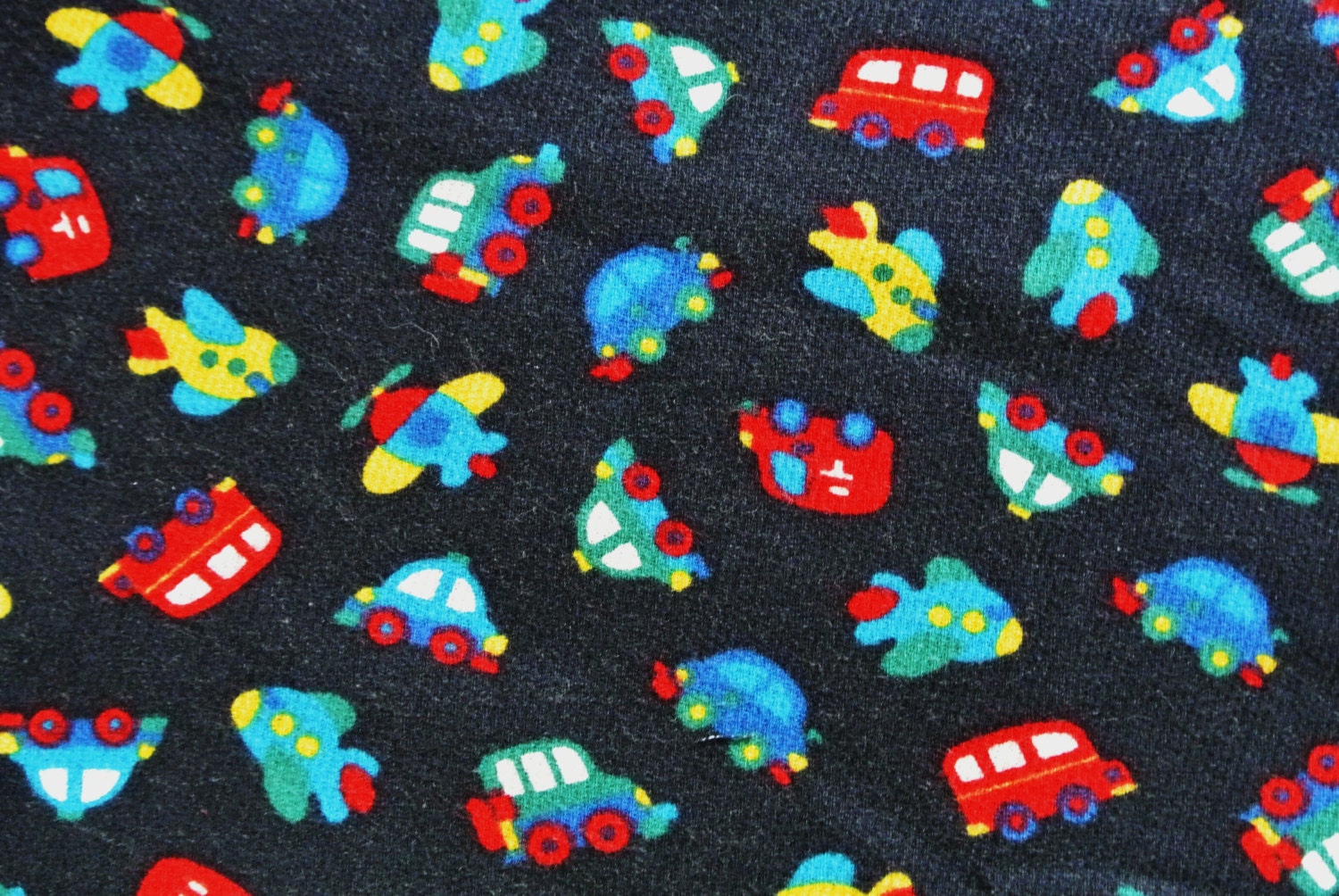 Vintage 1980s fabric in highquality unused cotton with small