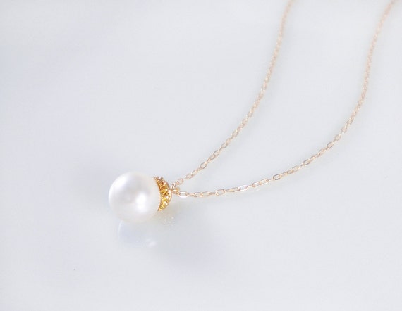 Single pearl necklace on gold filled chain single drop