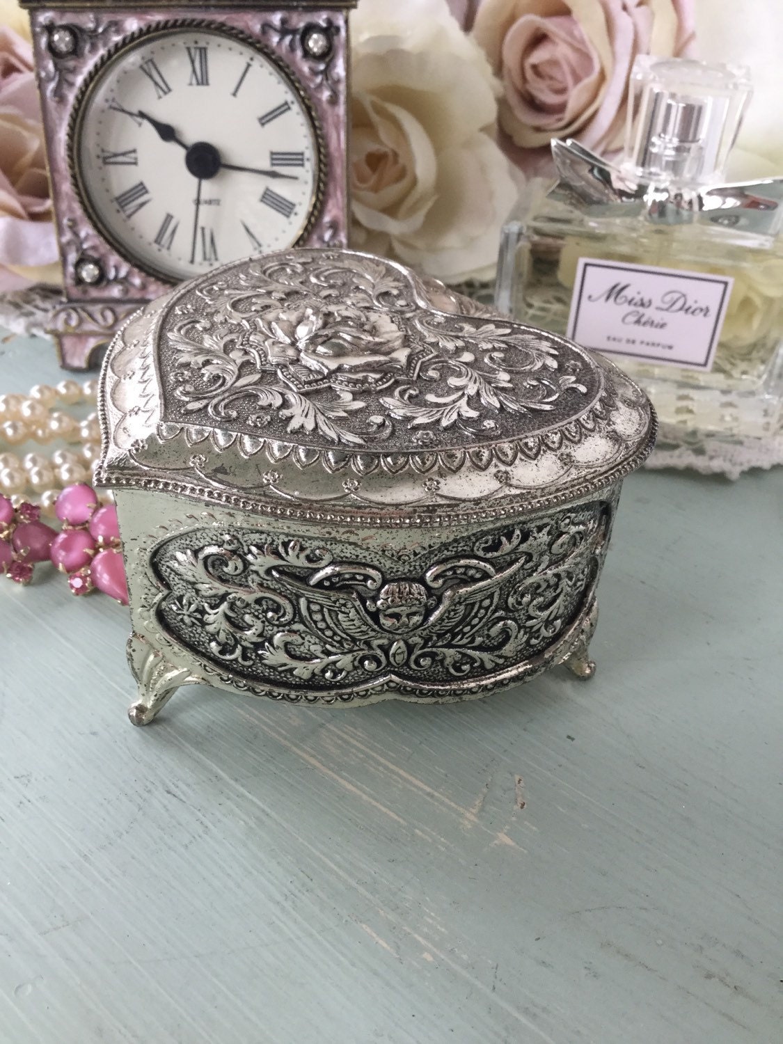 Silver Heart shaped Footed Jewelry BoxTrinket box Shabby