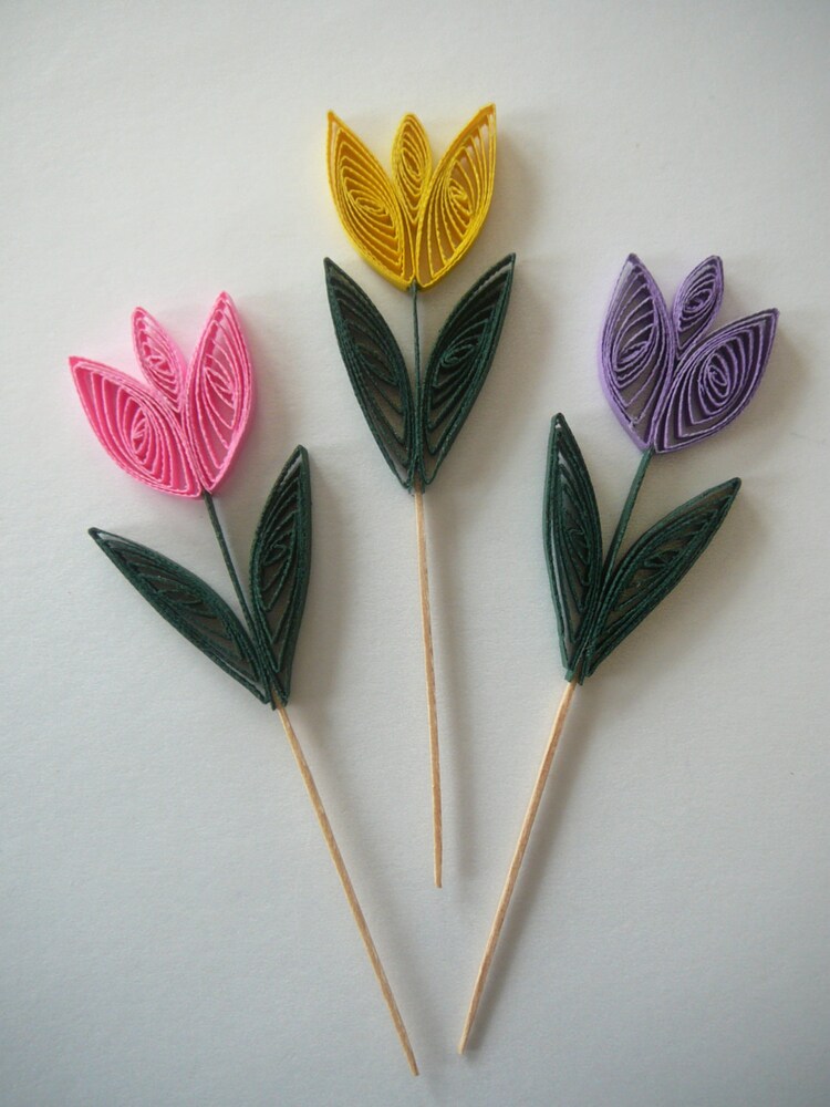 Paper Quilled Easter Tulip Flower Cupcake by Customcrafter500