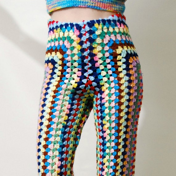 www.etsy.com/listing/285598605/womens-crochet-granny-square-maxi-hippie:&qu...