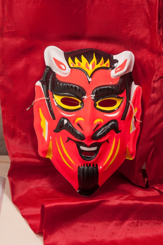 Collegeville 1950s Devil costume