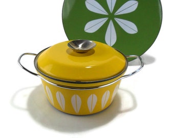 Vintage 1-1/2 Quart Cathrineholm Yellow Lotus Covered Dutch Oven * Stock Pot