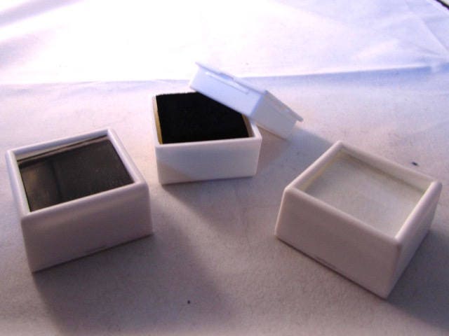 Gemstone/Cabochon display box 1.5 square x 3/4 high lot