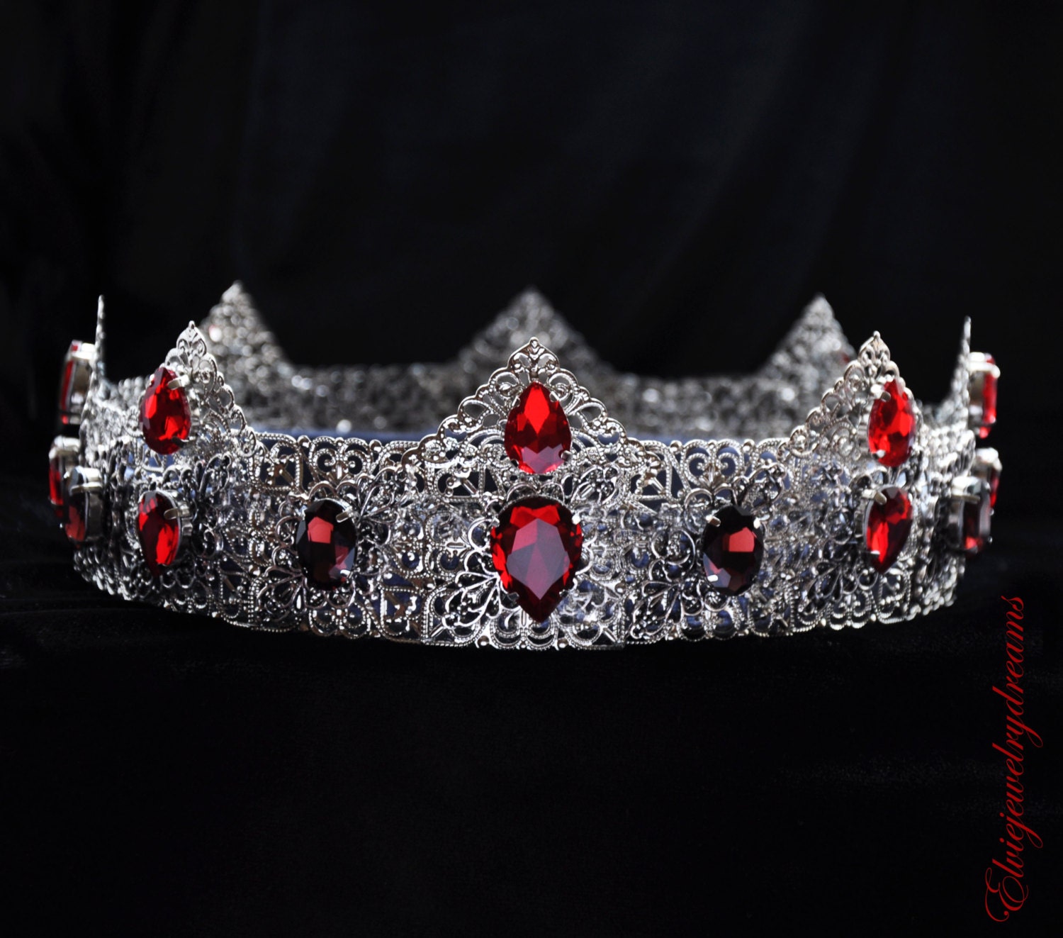 Sliver <b>Crown</b> Red Queen.