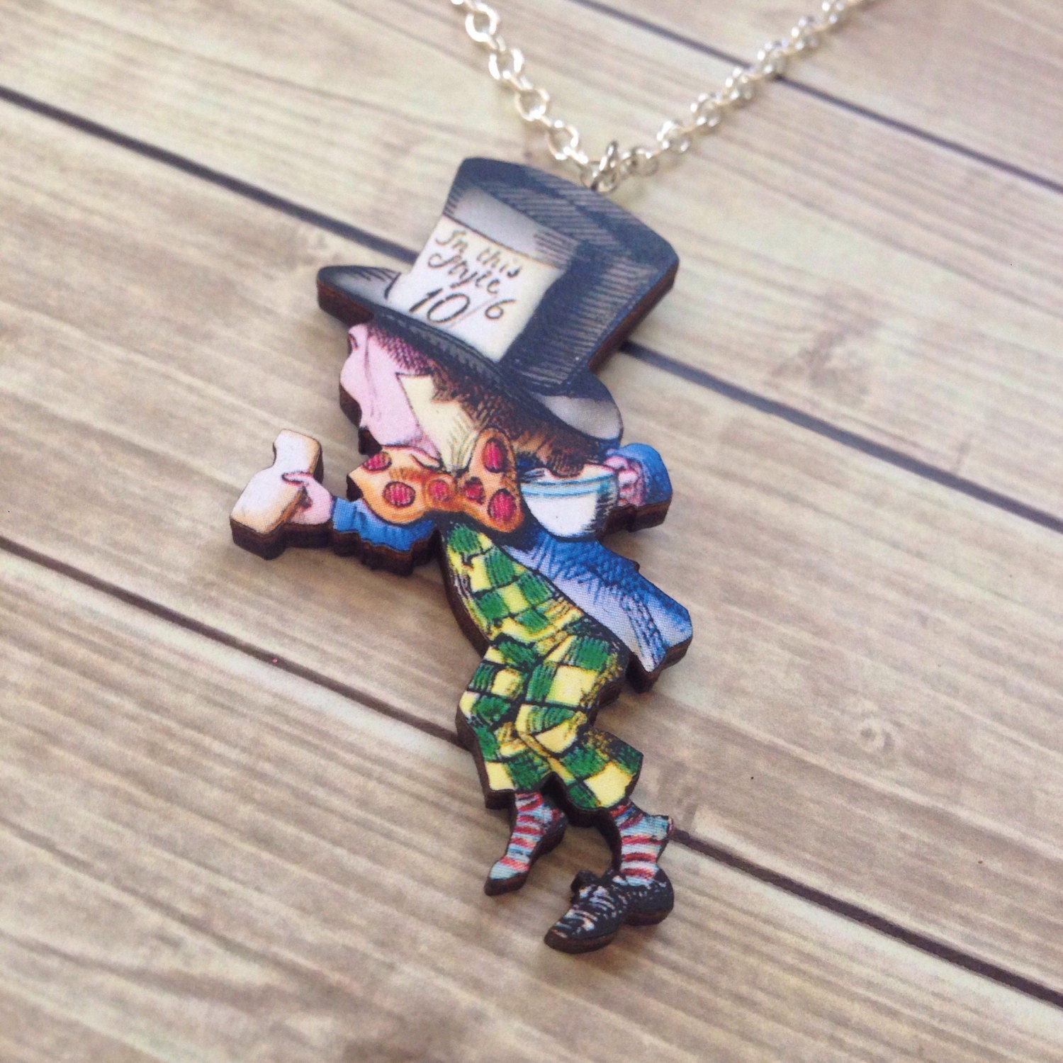 Alice In Wonderland The Mad Hatter Necklace Vintage 2613