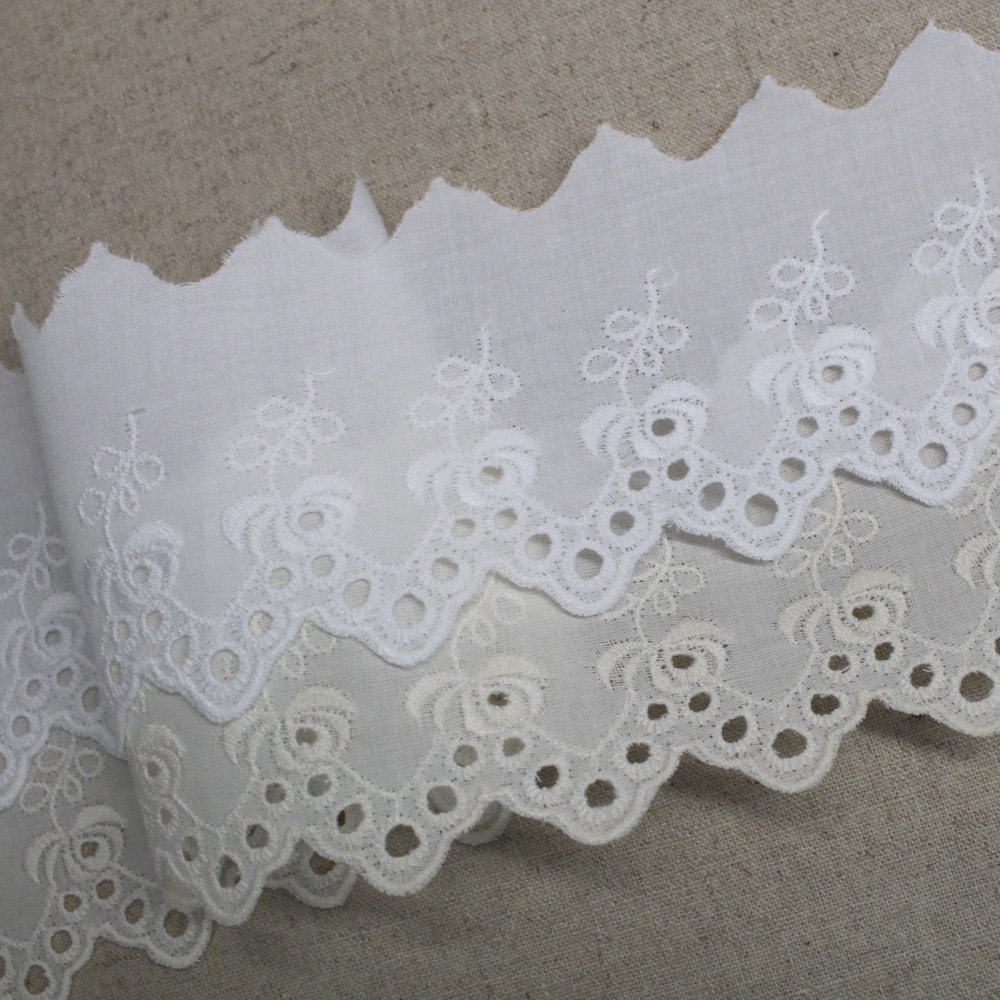 14Yds Embroidery scalloped cotton eyelet lace trim 2.4