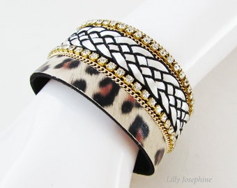 Lisa Devlin Designs M Leather Cuff