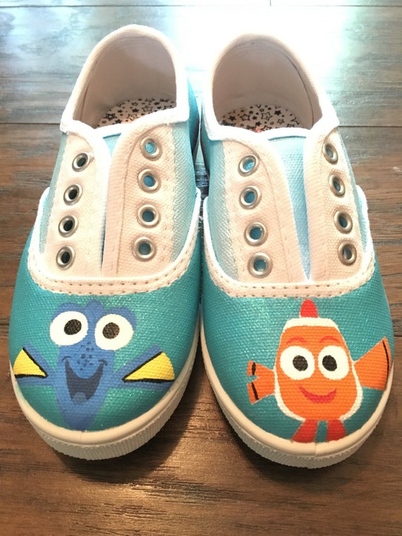 Girls sz 12 Finding Dory Nemo Painted by TheDashingDragonfly