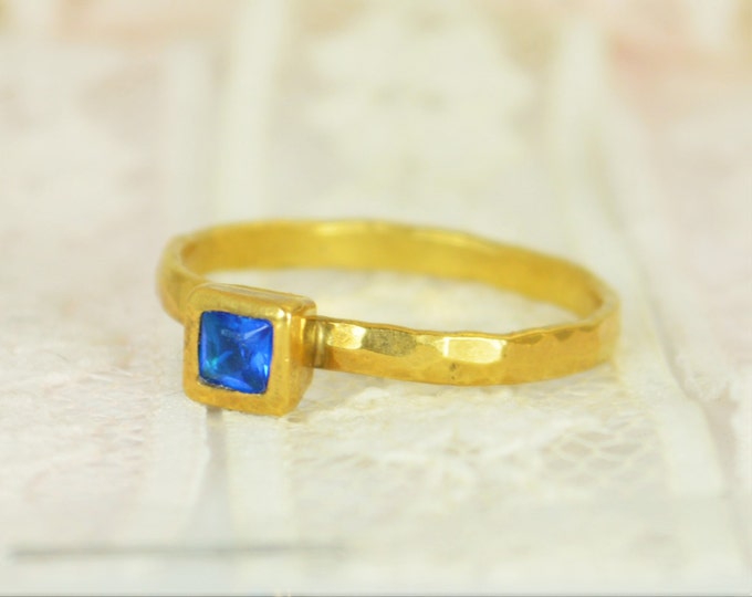 Square Blue Zircon Engagement Ring, 14k Gold Filled, Blue Zircon Wedding Ring Set, Rustic Wedding Ring Set, December Birthstone, Filled Gold