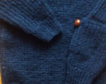 110/5-Navy Blue toddler sweater in sand stitch
