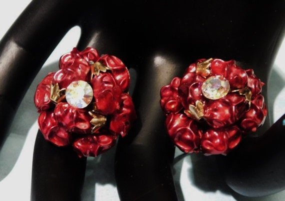 Mid Century Clip On Earrings Hollywood Regency 1950s 50s Red Rhinestone AB Aurora Borealis Molded Plastic Button Style Earrings Midcentury