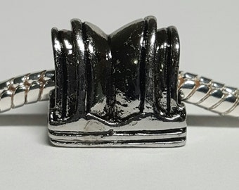 Silver Sydney Opera House Charm for European Bracelets (item 050)
