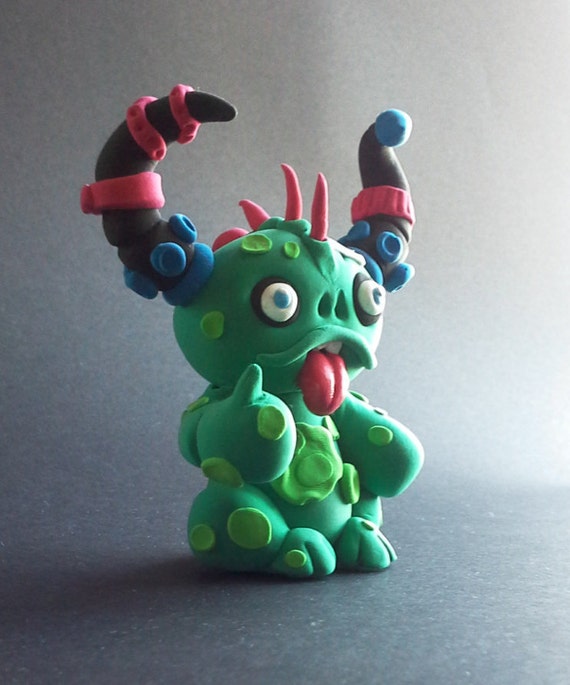 little green dragon figurines