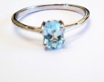 RING - Blue TOPAZ -SOLITAIRE - 925 - Sterling Silver - size 10 - Blue455