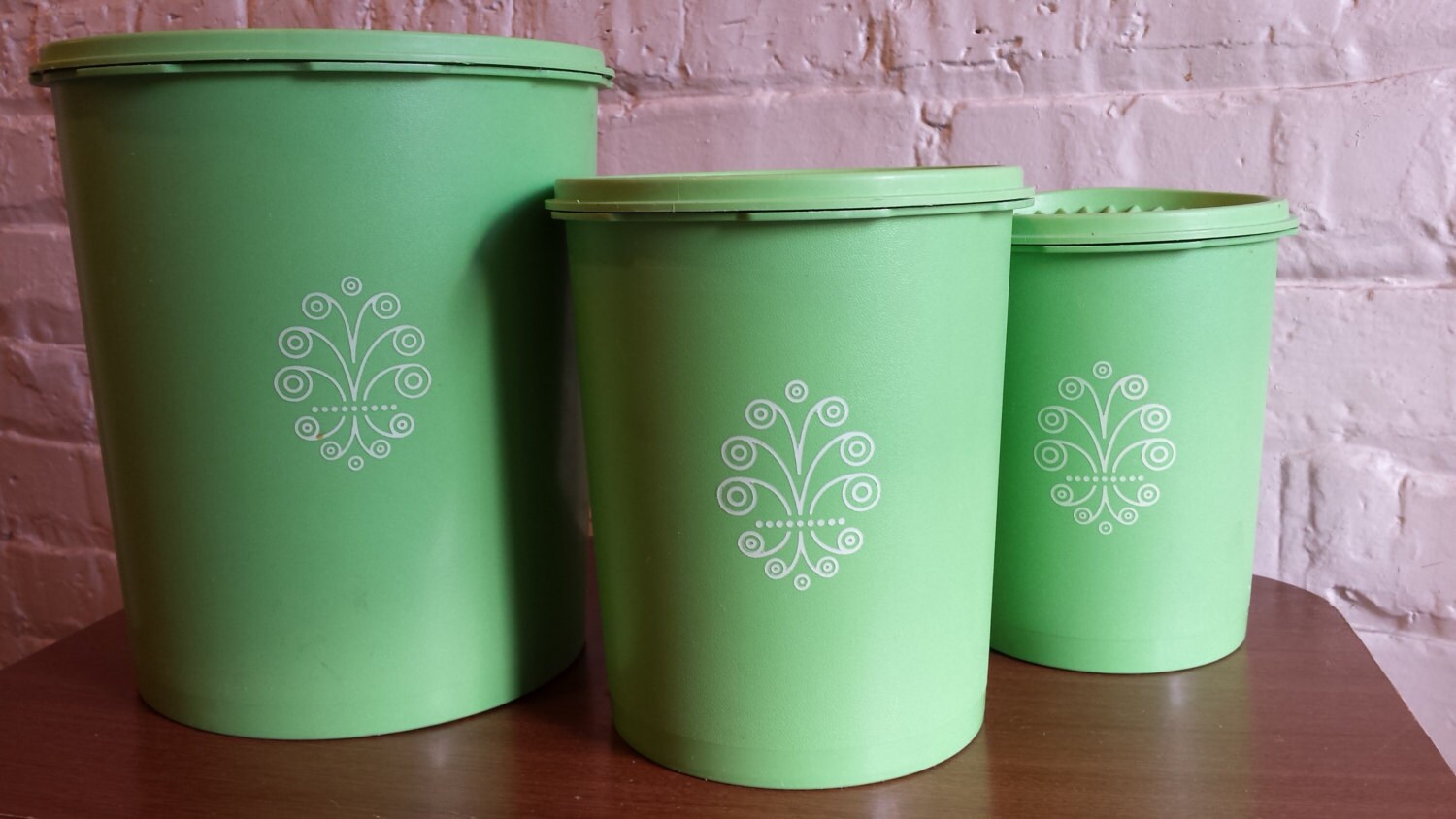 Set of 3 Vintage Apple Green Tupperware Nesting Containers