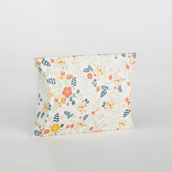 sets wedding bouquet gift boxes Pillow boxes packaging box (6x4 ...