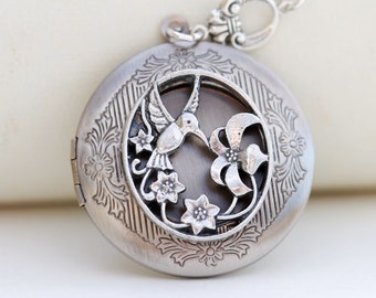 Personalization Locket Necklace,Hummingbird Locket, silver locket,jewelry gift,Locket,Silver Chain,Locket Necklace,Wedding Necklace