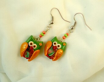 Green orange retro owl earrings, Handmade polymer clay fimo little owl modern jewelry, Cute forest creature kawaii, Bird wing accessories