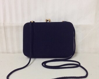 Box purse,bag,Black,Vintage Purse, Kiss Lock ,Shoulder Bag,structured
