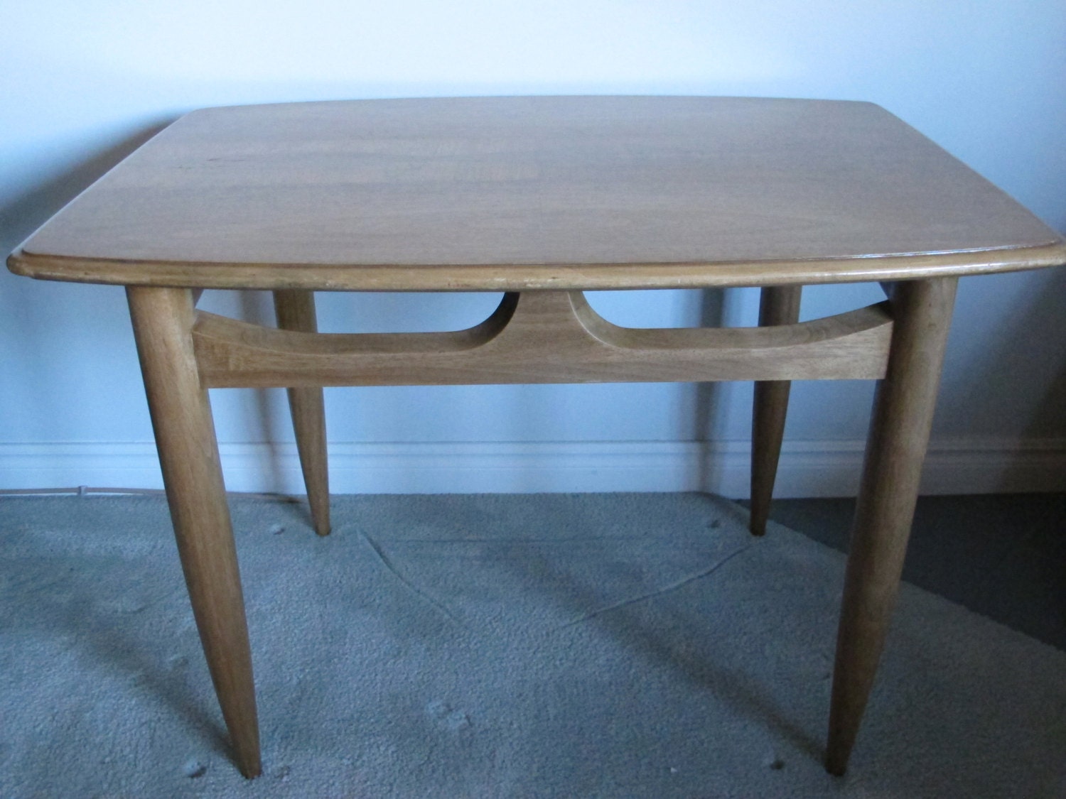 MId Century Modern End Table Danish Side Table Deilcraft