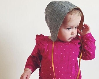 Baby Bonnet, Linen Bonnet, Reversible Bonnet, Linen Hat Baby, Winter Hat, Baby Photo Prop, Herringbone Linen