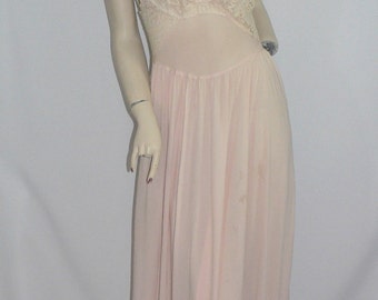 1940's Fischer “Mermaid” Silk Peach Pink Negligee with Lace